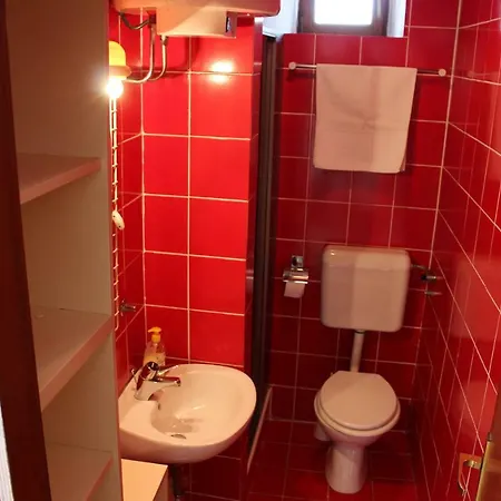 Apartment Ante